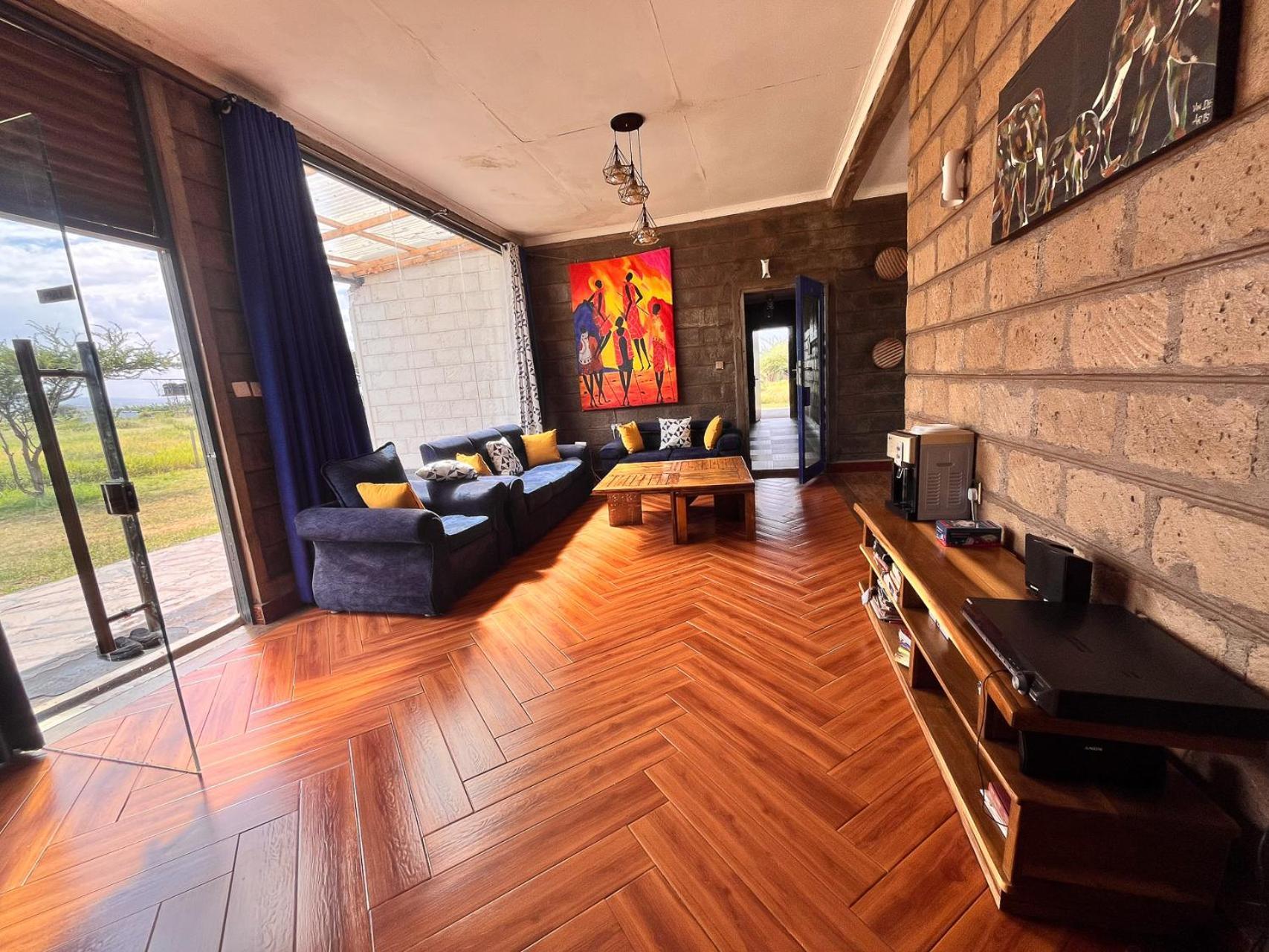 Amboseli Glass House Oloitokitok Exterior photo