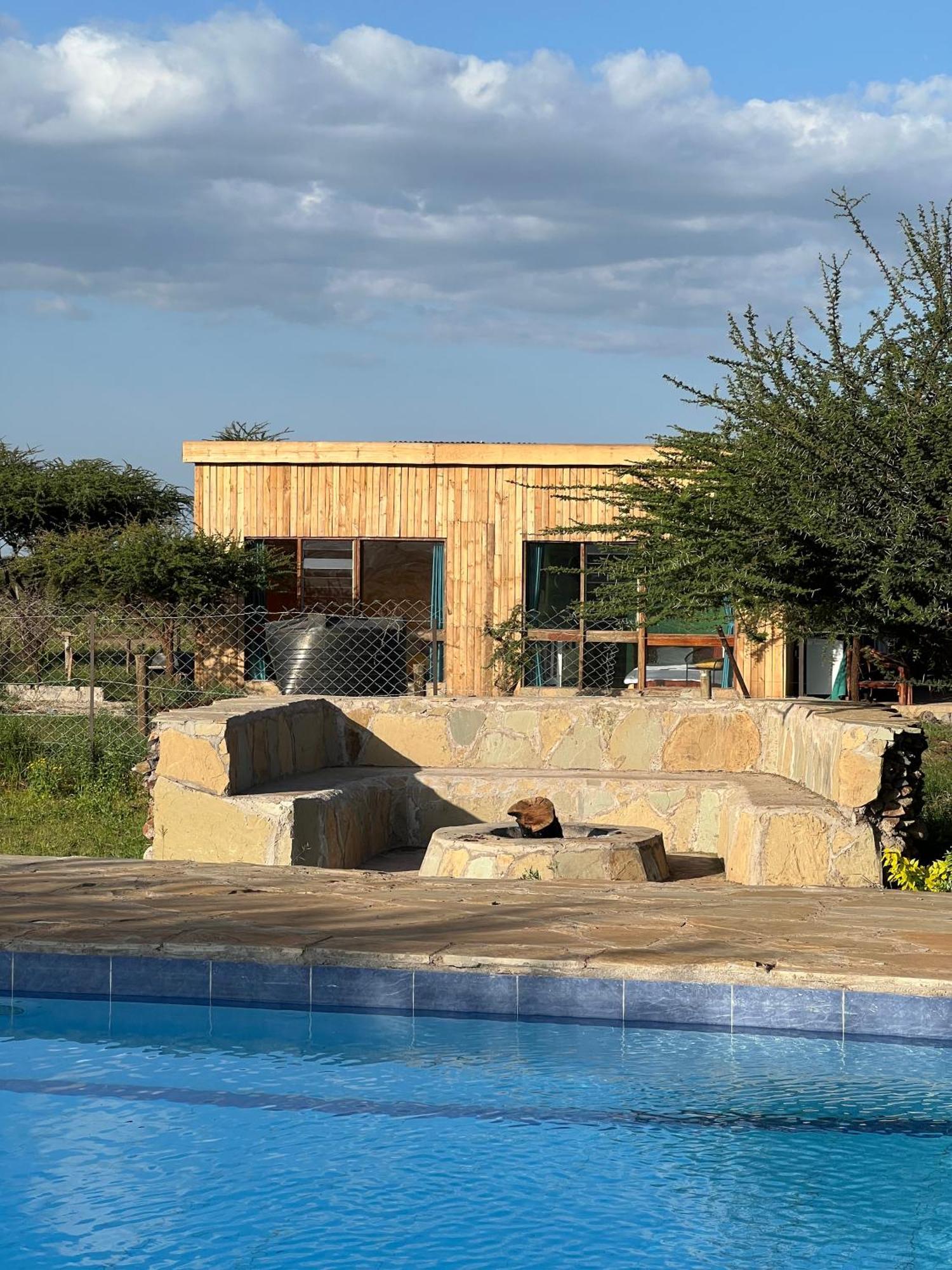 Amboseli Glass House Oloitokitok Exterior photo