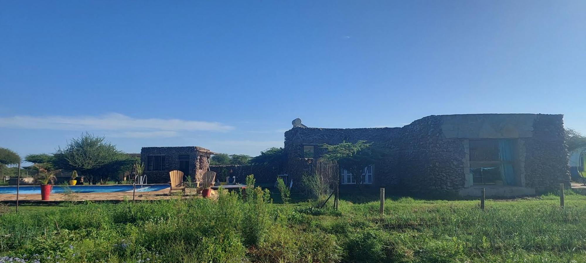 Amboseli Glass House Oloitokitok Exterior photo