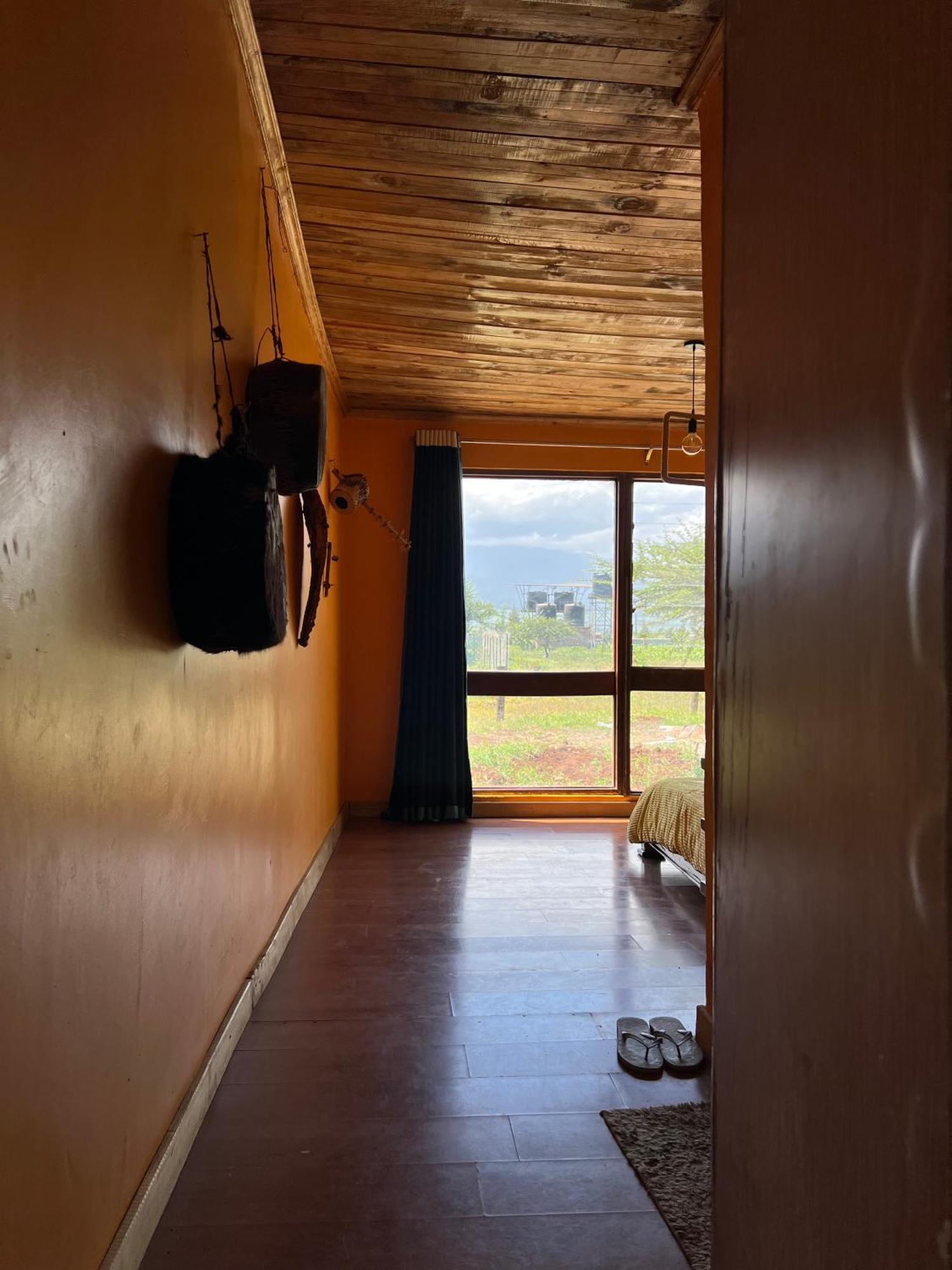 Amboseli Glass House Oloitokitok Exterior photo