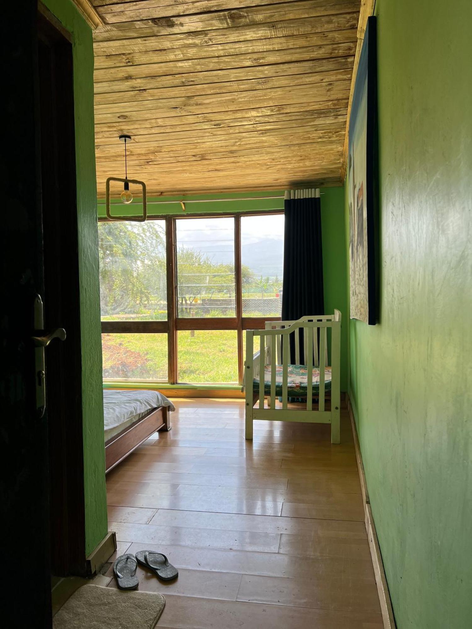 Amboseli Glass House Oloitokitok Exterior photo